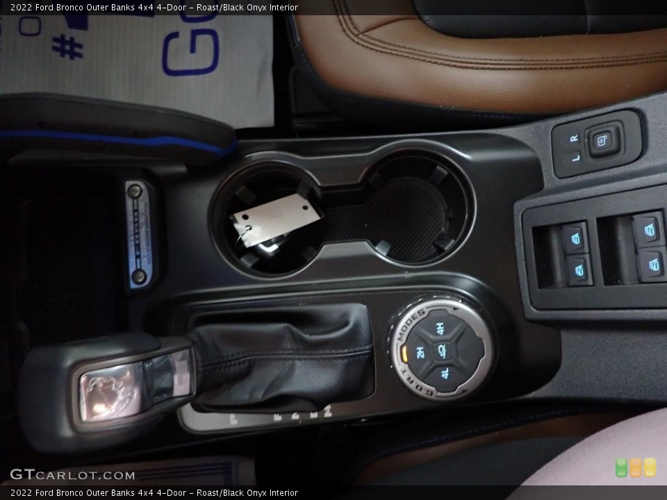 Roast/Black Onyx Interior Controls for the 2022 Ford Bronco Outer Banks 4x4 4-Door #146293052
