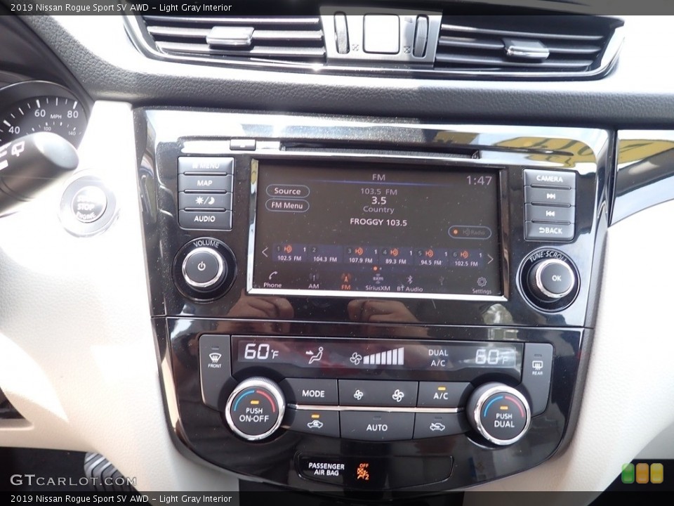 Light Gray Interior Controls for the 2019 Nissan Rogue Sport SV AWD #146294441