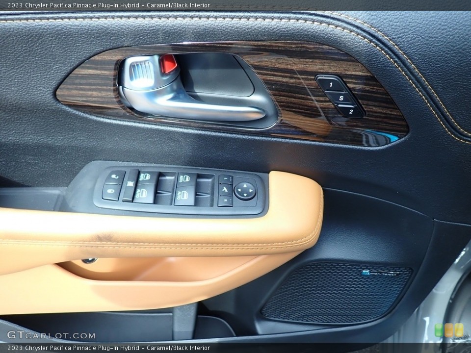Caramel/Black Interior Door Panel for the 2023 Chrysler Pacifica Pinnacle Plug-In Hybrid #146296811