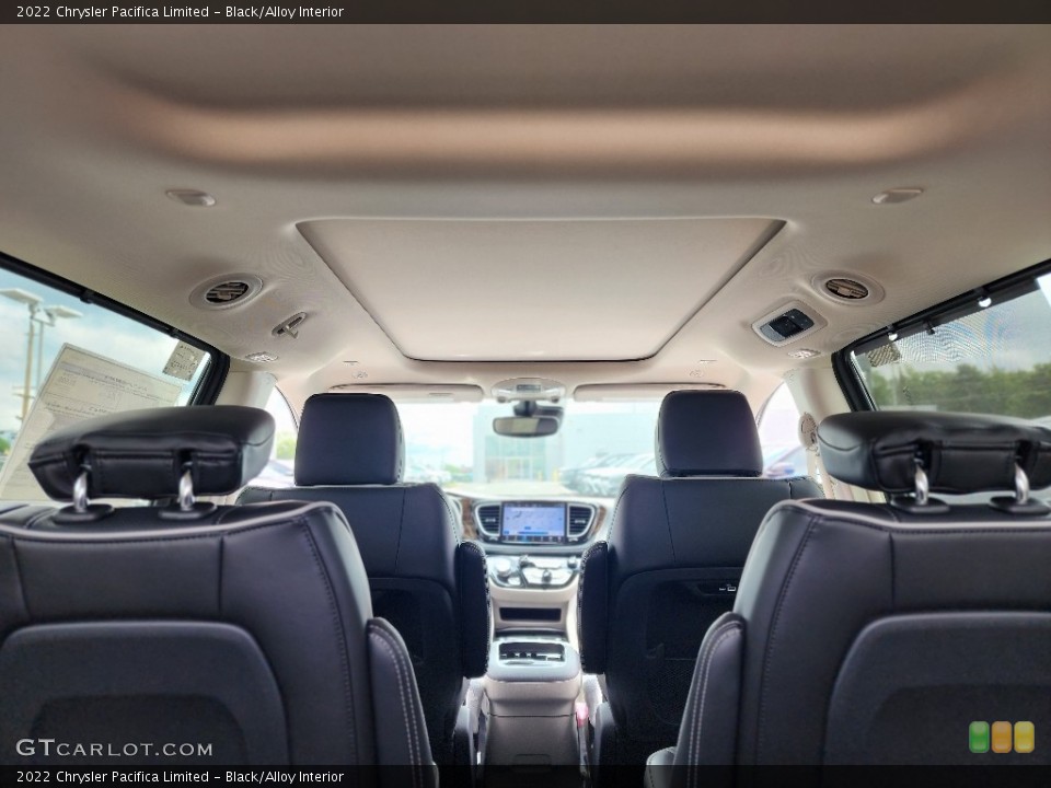 Black/Alloy Interior Sunroof for the 2022 Chrysler Pacifica Limited #146306771