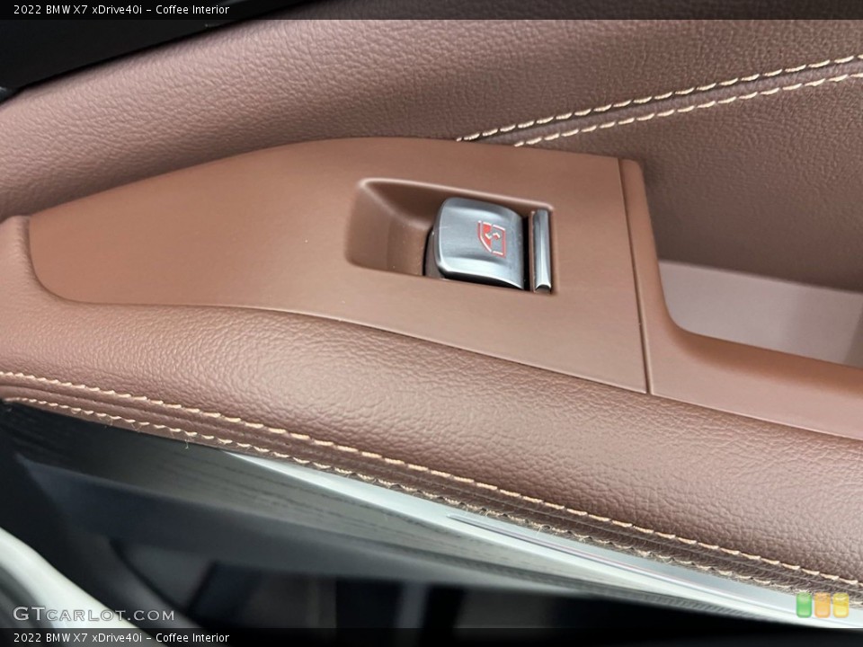 Coffee Interior Door Panel for the 2022 BMW X7 xDrive40i #146306888