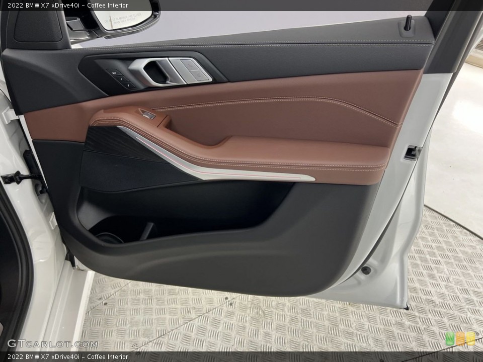 Coffee Interior Door Panel for the 2022 BMW X7 xDrive40i #146306906