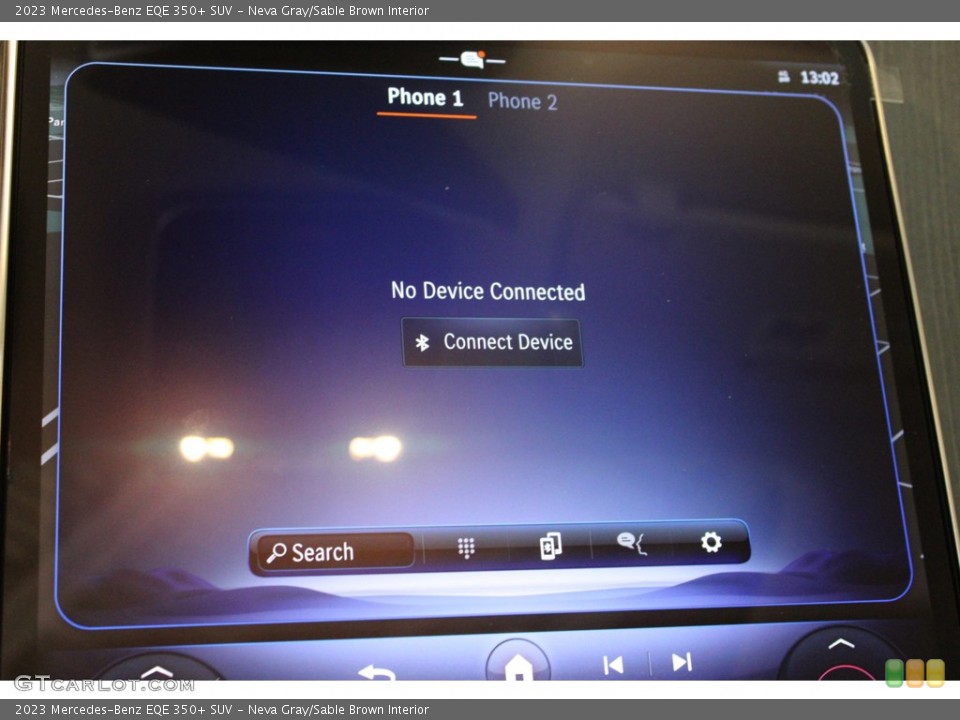 Neva Gray/Sable Brown Interior Controls for the 2023 Mercedes-Benz EQE 350+ SUV #146307989