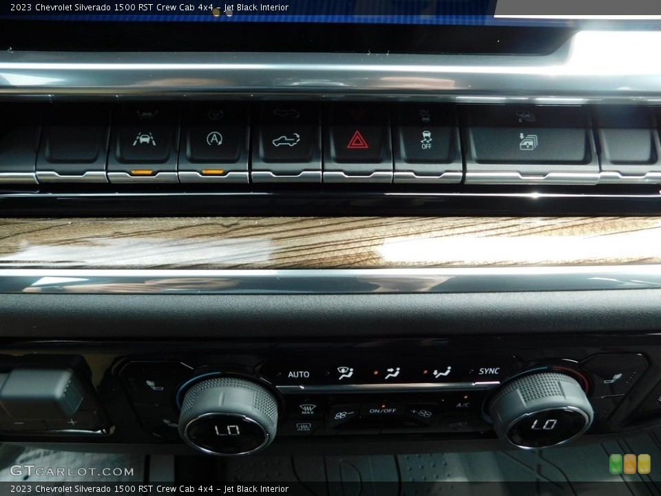 Jet Black Interior Controls for the 2023 Chevrolet Silverado 1500 RST Crew Cab 4x4 #146310893