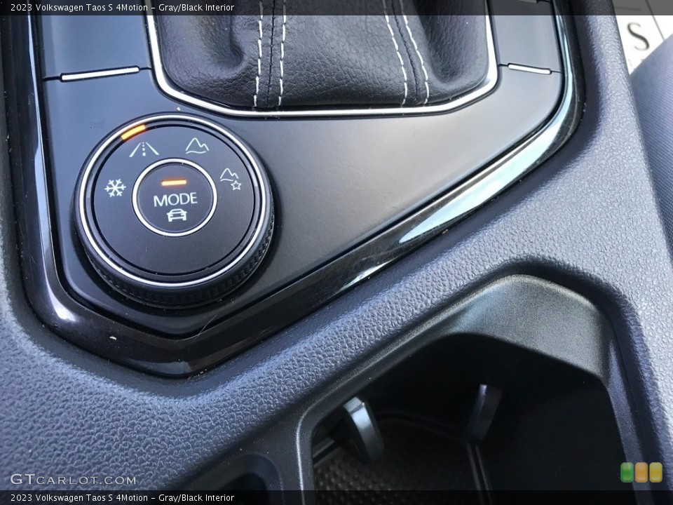 Gray/Black Interior Controls for the 2023 Volkswagen Taos S 4Motion #146312039