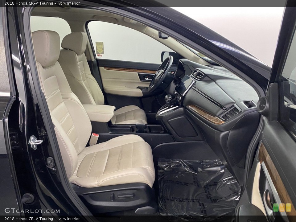 Ivory 2018 Honda CR-V Interiors