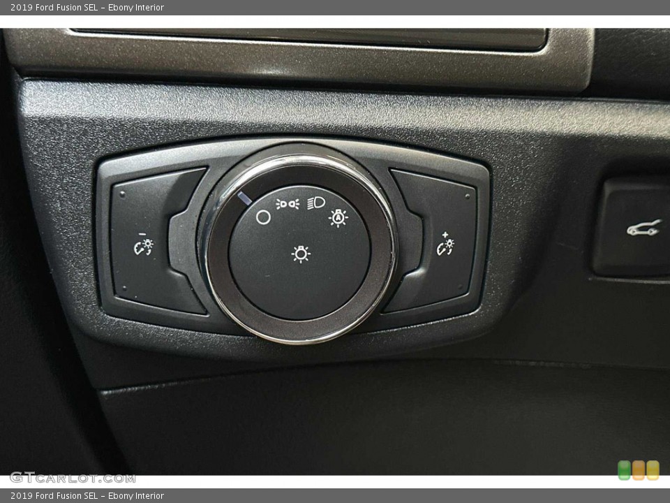 Ebony Interior Controls for the 2019 Ford Fusion SEL #146321965