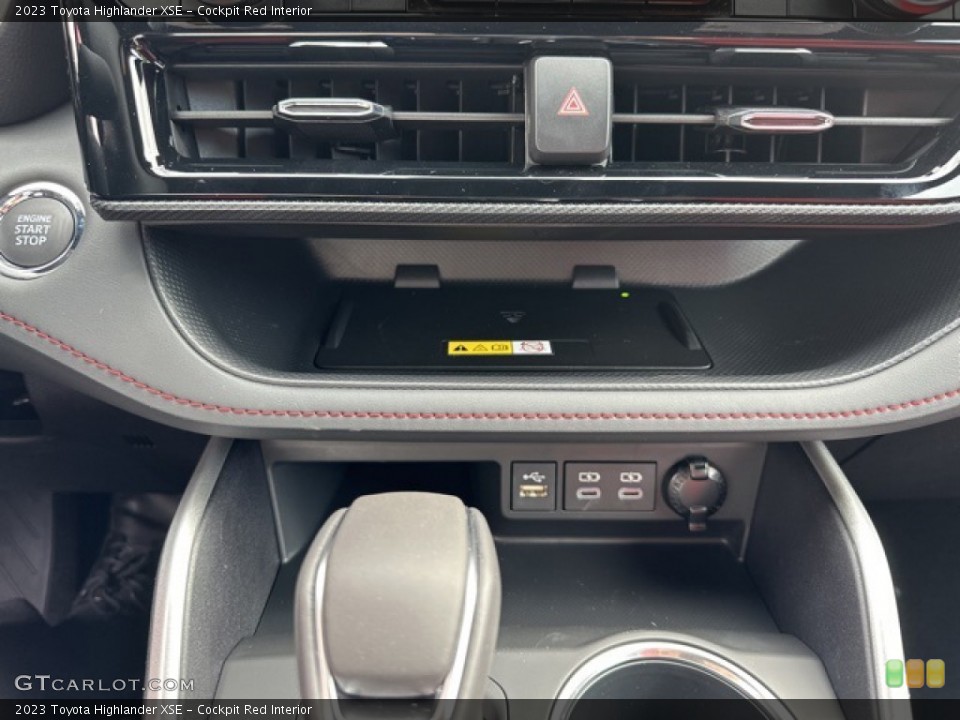Cockpit Red Interior Controls for the 2023 Toyota Highlander XSE #146324372