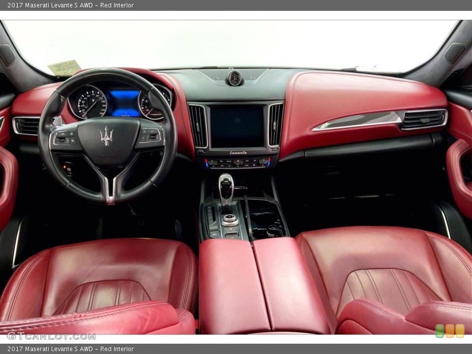 Red Interior Photo for the 2017 Maserati Levante S AWD #146324534