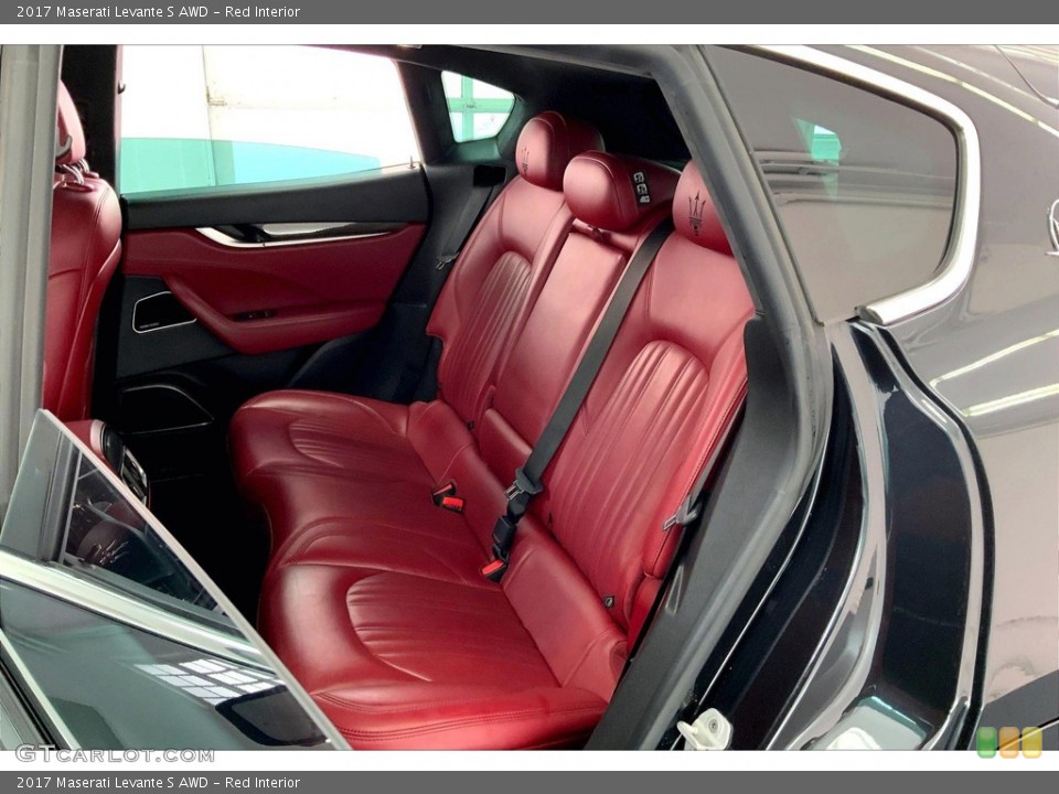 Red Interior Rear Seat for the 2017 Maserati Levante S AWD #146324681