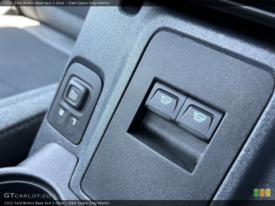 Dark Space Gray Interior Controls for the 2022 Ford Bronco Base 4x4 2-Door #146328023