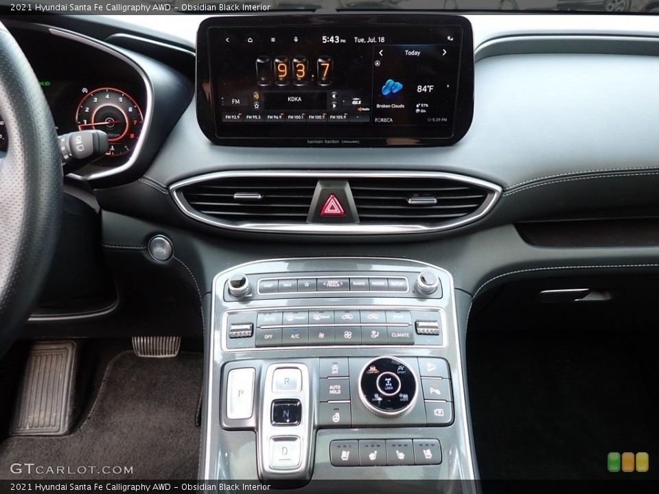 Obsidian Black Interior Controls for the 2021 Hyundai Santa Fe Calligraphy AWD #146343280