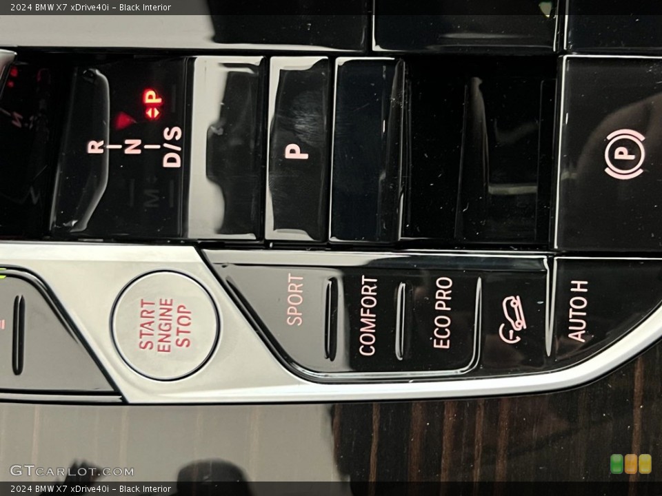 Black Interior Transmission for the 2024 BMW X7 xDrive40i #146350424