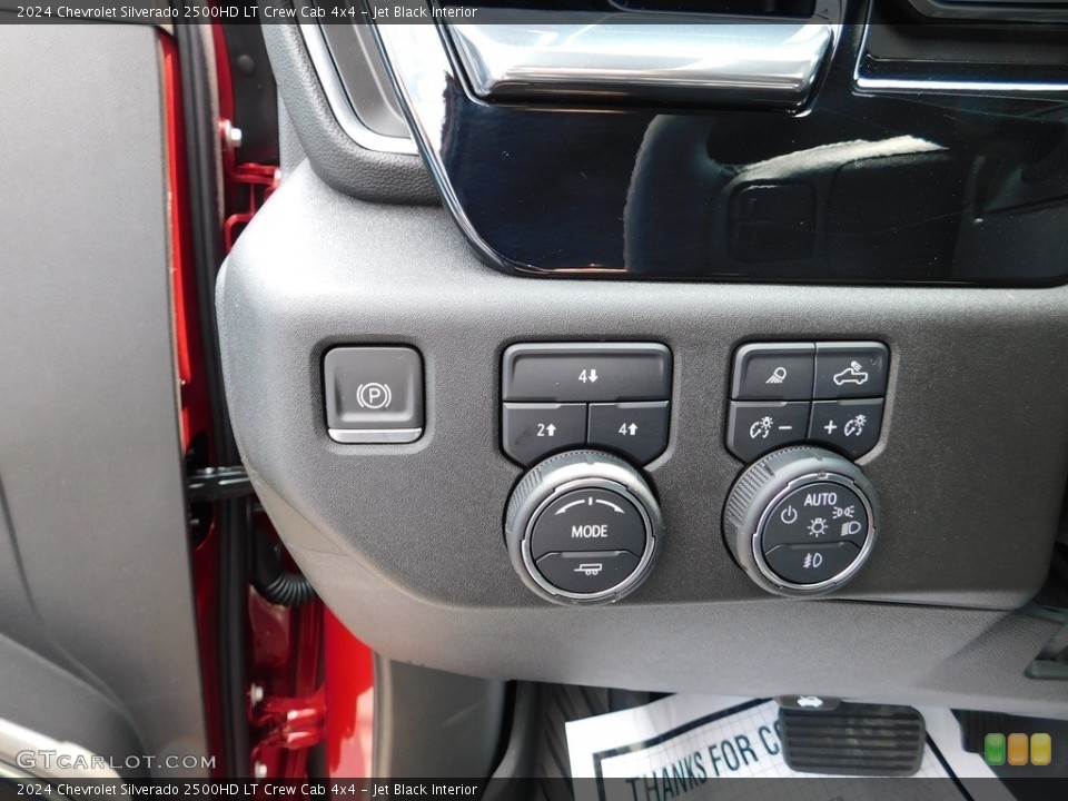 Jet Black Interior Controls for the 2024 Chevrolet Silverado 2500HD LT Crew Cab 4x4 #146350738