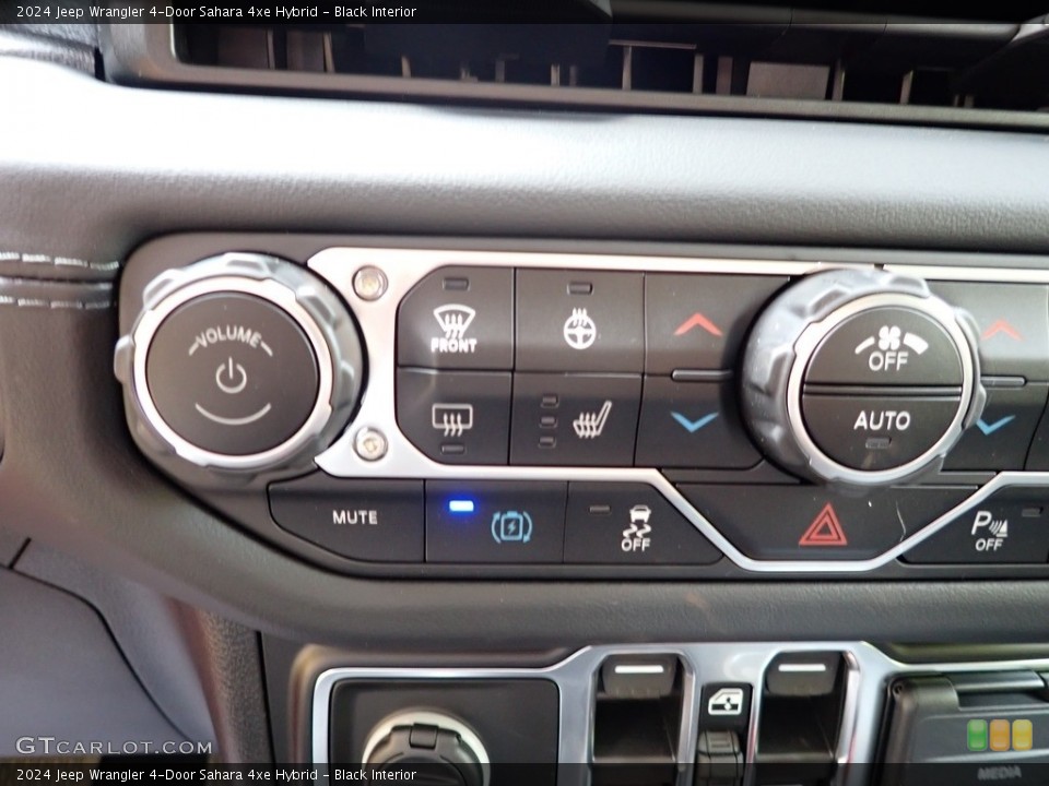 Black Interior Controls for the 2024 Jeep Wrangler 4-Door Sahara 4xe Hybrid #146357342