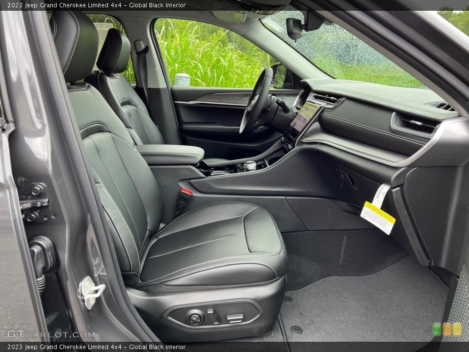 Global Black Interior Front Seat for the 2023 Jeep Grand Cherokee Limited 4x4 #146359227