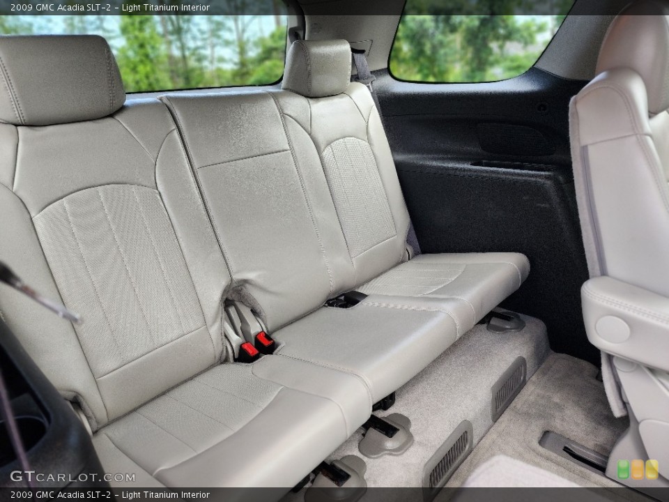 Light Titanium Interior Rear Seat for the 2009 GMC Acadia SLT-2 #146362428