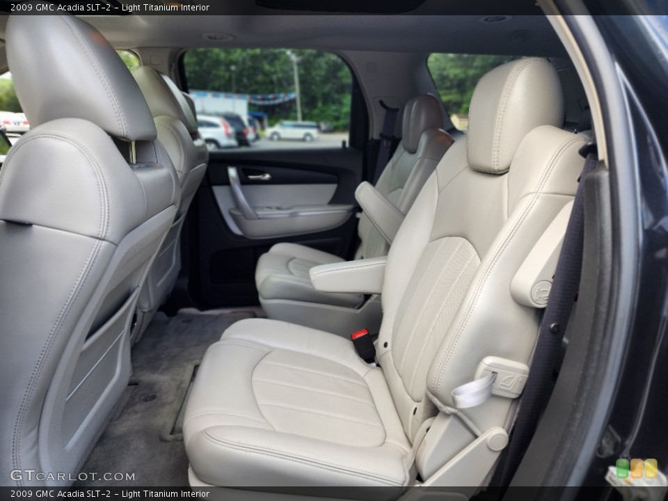 Light Titanium Interior Rear Seat for the 2009 GMC Acadia SLT-2 #146362557