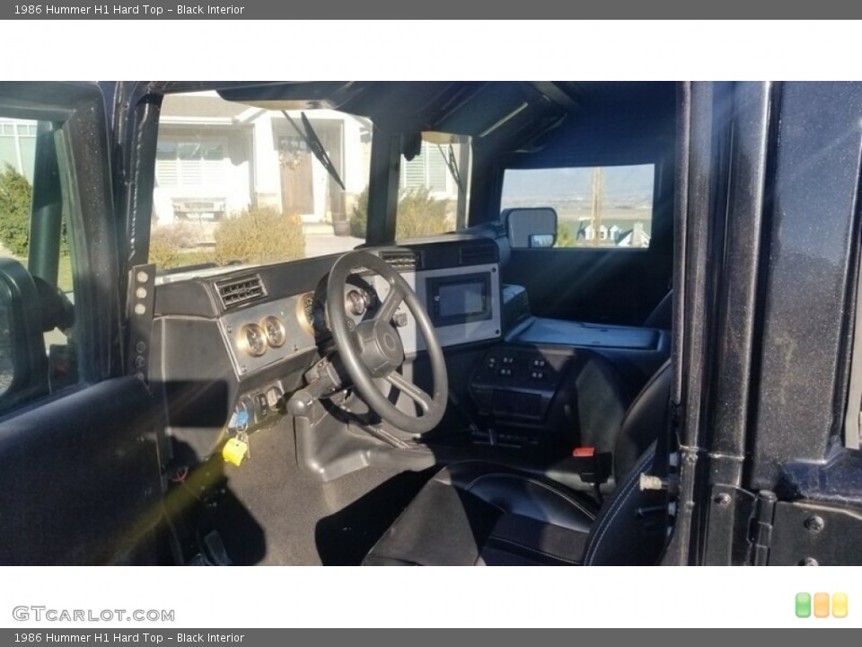 Black Interior Photo for the 1986 Hummer H1 Hard Top #146364944