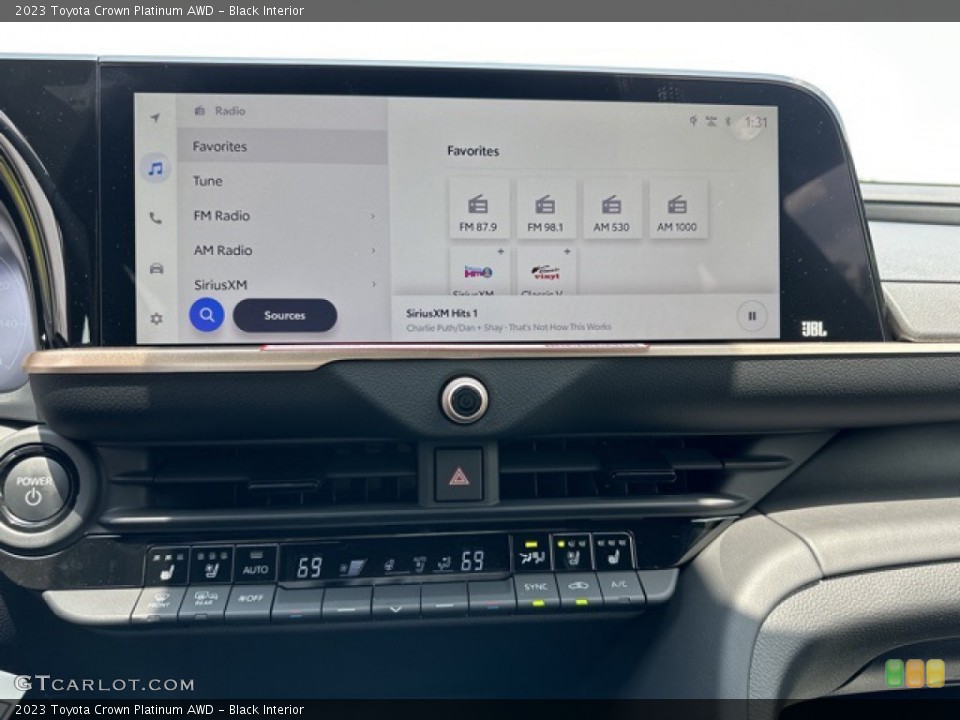 Black Interior Controls for the 2023 Toyota Crown Platinum AWD #146366982