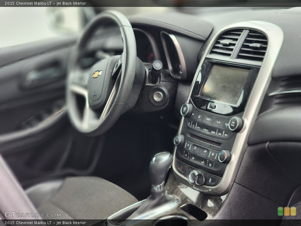 Jet Black Interior Controls for the 2015 Chevrolet Malibu LT #146367280