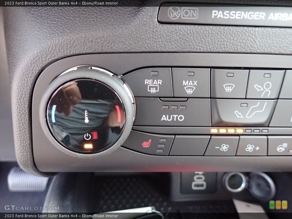 Ebony/Roast Interior Controls for the 2023 Ford Bronco Sport Outer Banks 4x4 #146374592