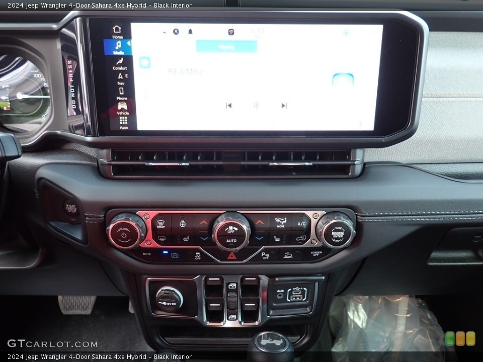 Black Interior Navigation for the 2024 Jeep Wrangler 4-Door Sahara 4xe Hybrid #146378135