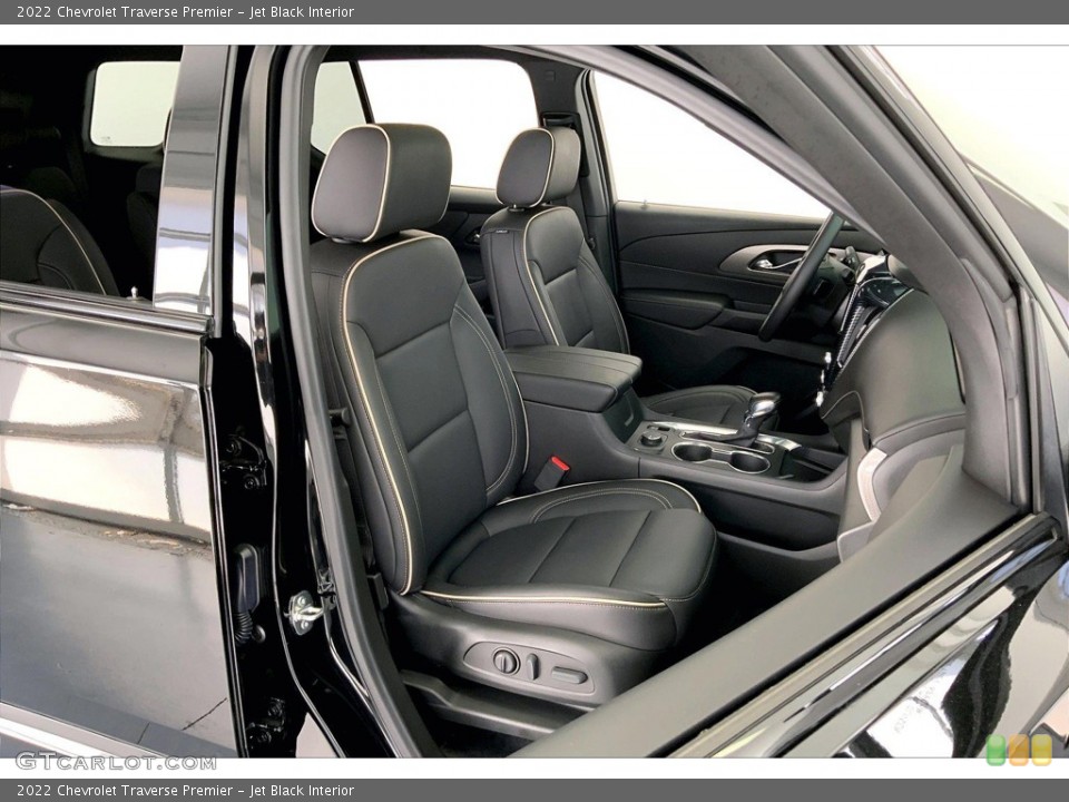 Jet Black Interior Photo for the 2022 Chevrolet Traverse Premier #146388617
