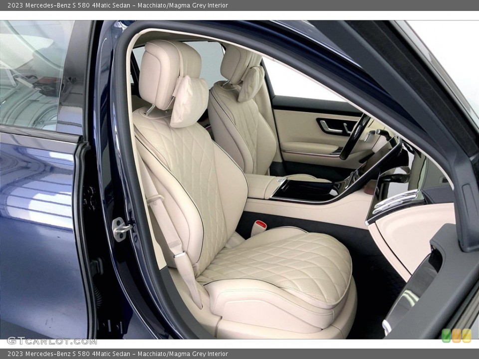 Macchiato/Magma Grey Interior Photo for the 2023 Mercedes-Benz S 580 4Matic Sedan #146390393