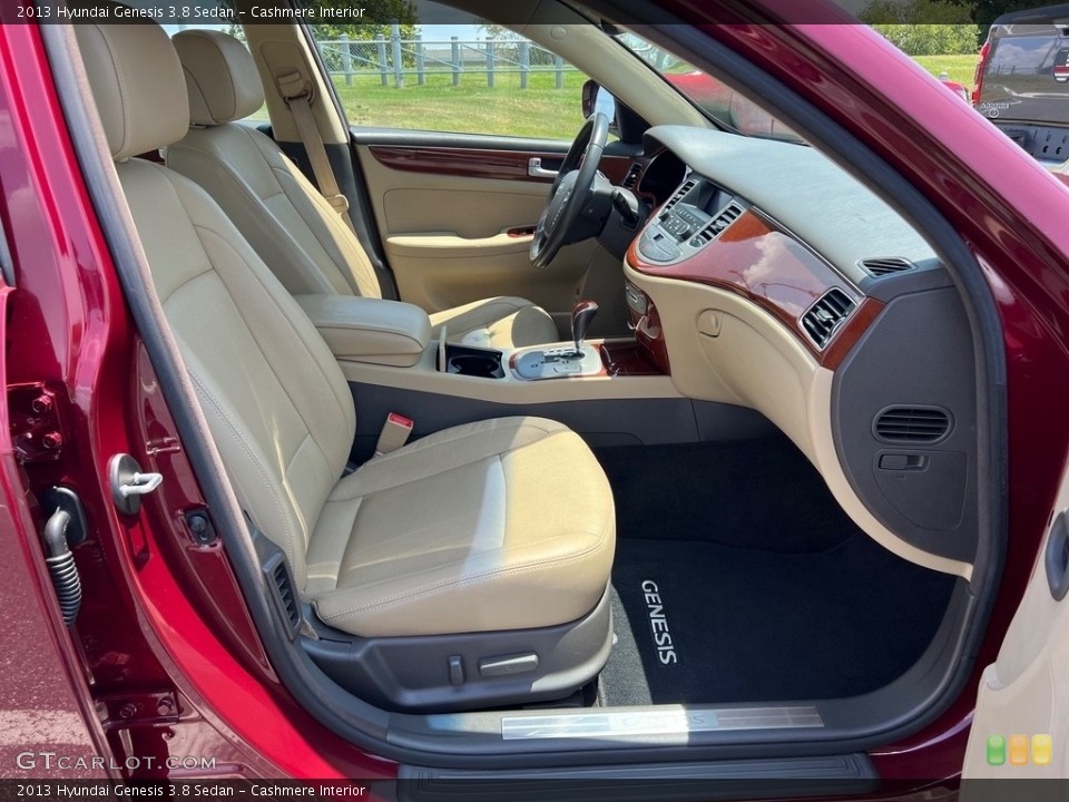 Cashmere Interior Photo for the 2013 Hyundai Genesis 3.8 Sedan #146393330
