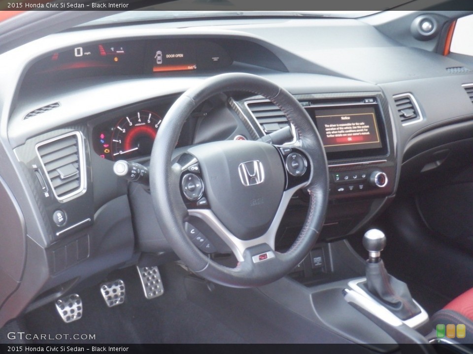 Black Interior Dashboard for the 2015 Honda Civic Si Sedan #146400304