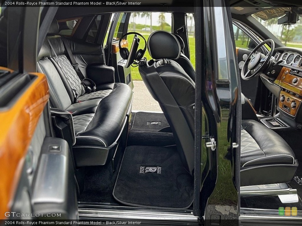 Black/Silver Interior Rear Seat for the 2004 Rolls-Royce Phantom  #146405034