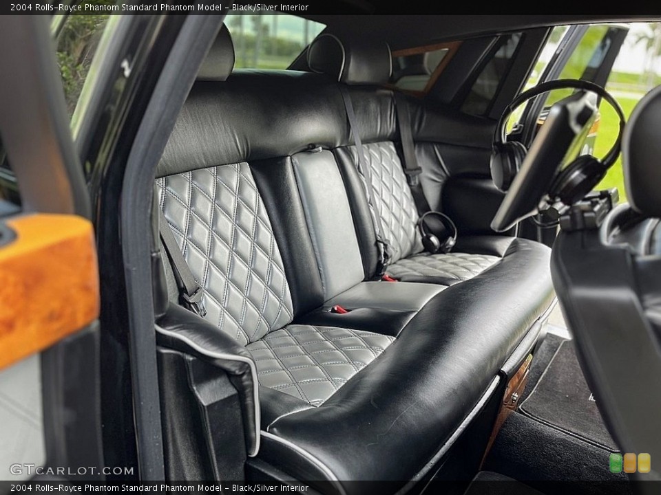 Black/Silver Interior Rear Seat for the 2004 Rolls-Royce Phantom  #146405046