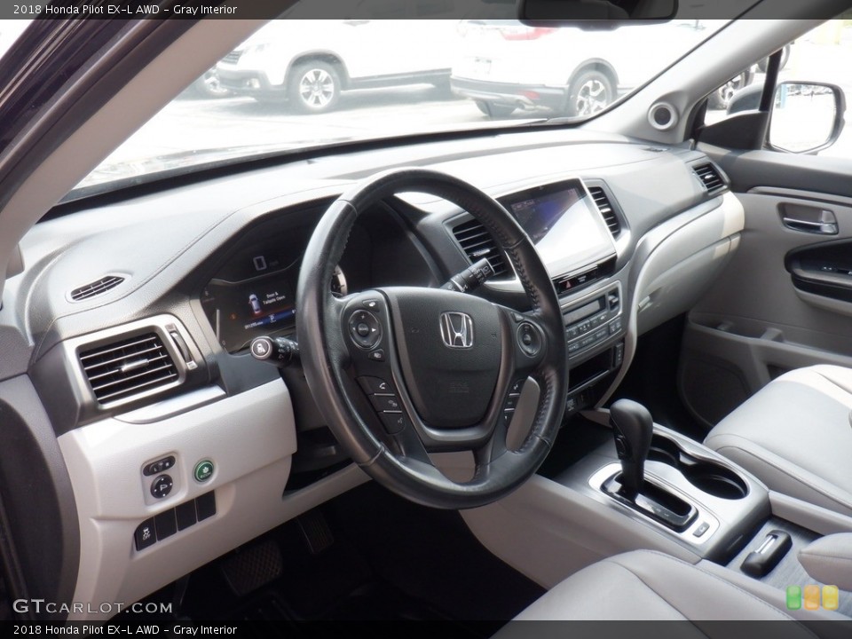 Gray Interior Dashboard for the 2018 Honda Pilot EX-L AWD #146409840