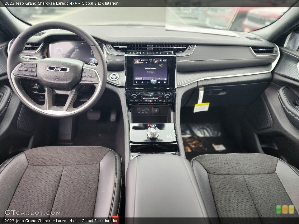 Global Black Interior Dashboard for the 2023 Jeep Grand Cherokee Laredo 4x4 #146420809