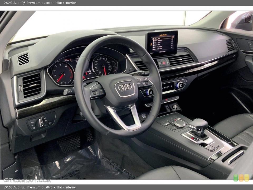 Black Interior Front Seat for the 2020 Audi Q5 Premium quattro #146427905