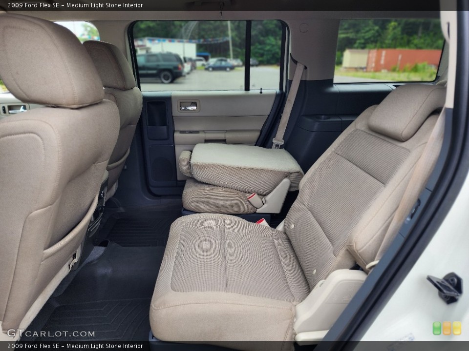 Medium Light Stone Interior Rear Seat for the 2009 Ford Flex SE #146434672