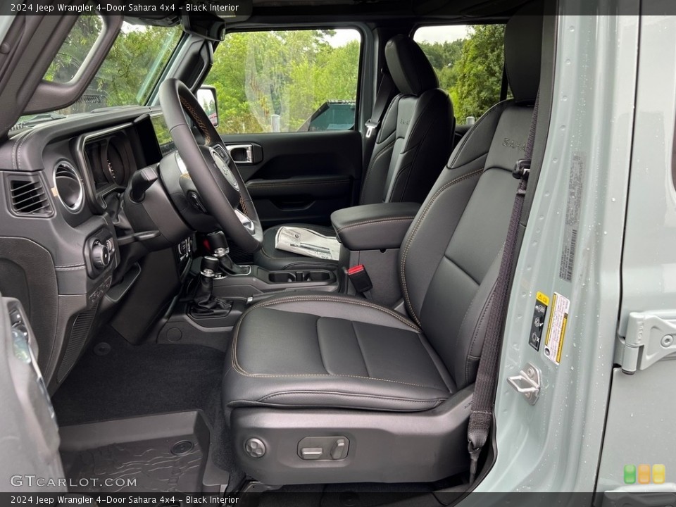 Black Interior Front Seat for the 2024 Jeep Wrangler 4-Door Sahara 4x4 #146436613