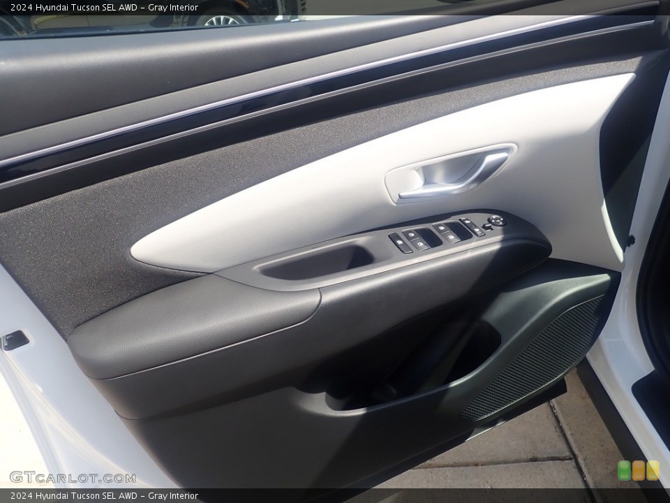 Gray Interior Door Panel for the 2024 Hyundai Tucson SEL AWD #146441429
