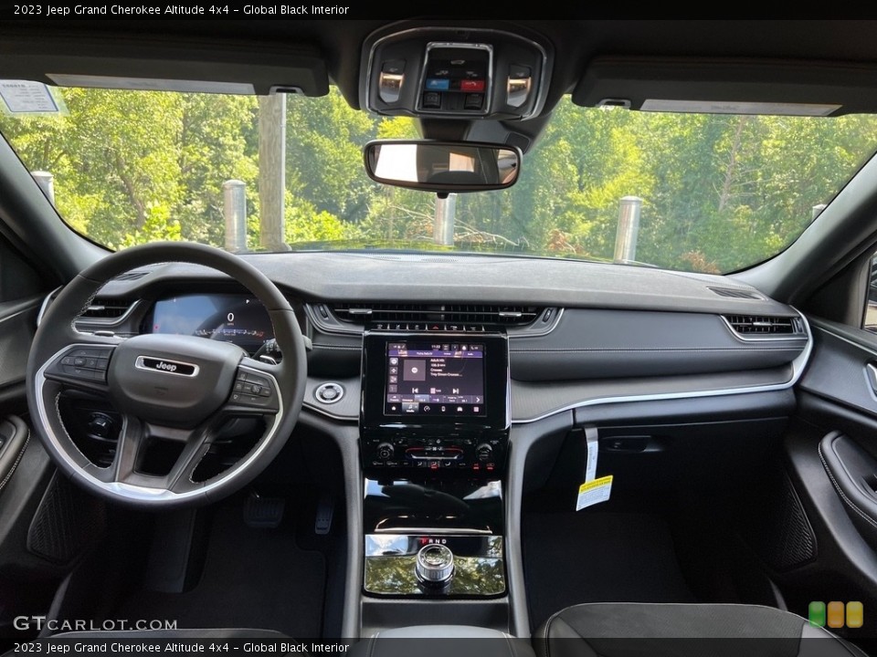 Global Black Interior Dashboard for the 2023 Jeep Grand Cherokee Altitude 4x4 #146456726