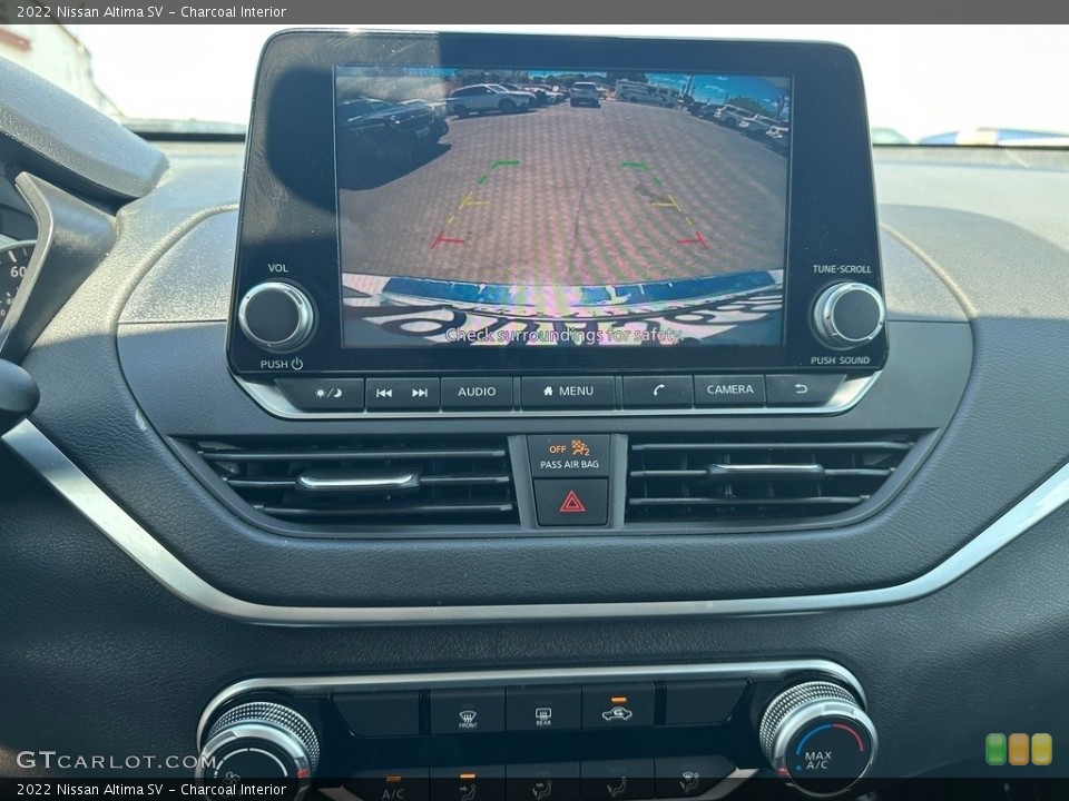 Charcoal Interior Controls for the 2022 Nissan Altima SV #146457866