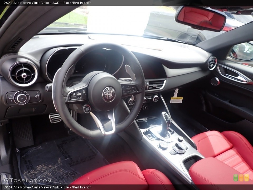 Black/Red Interior Photo for the 2024 Alfa Romeo Giulia Veloce AWD #146460461