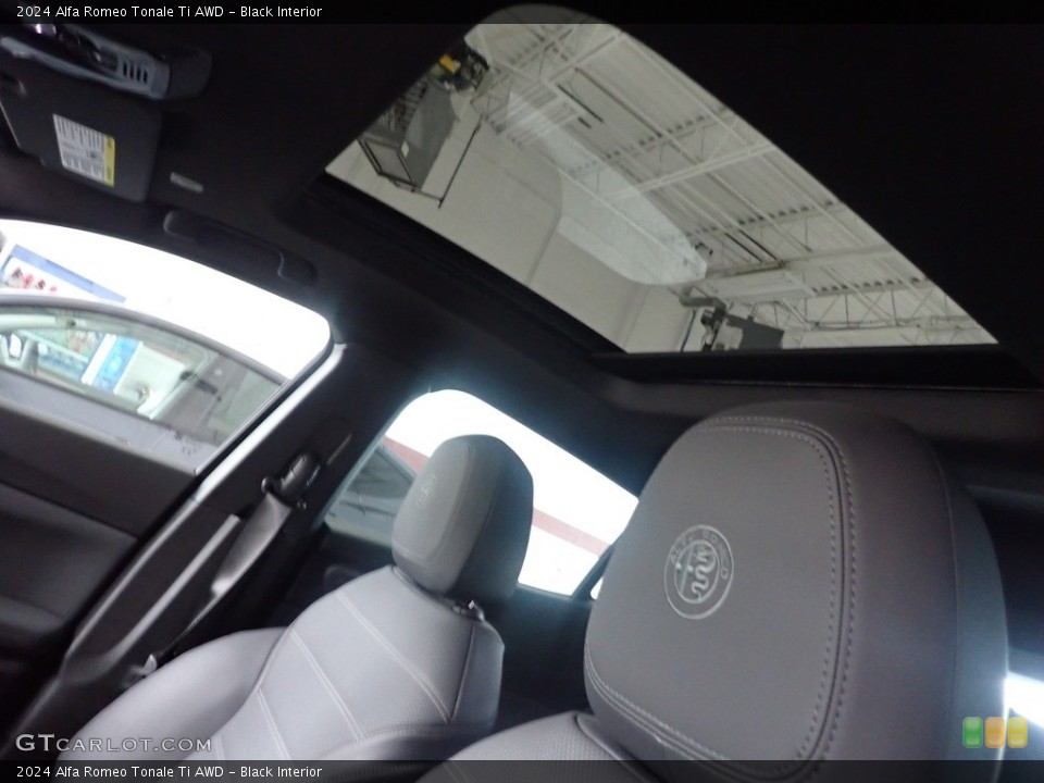 Black Interior Sunroof for the 2024 Alfa Romeo Tonale Ti AWD #146461414