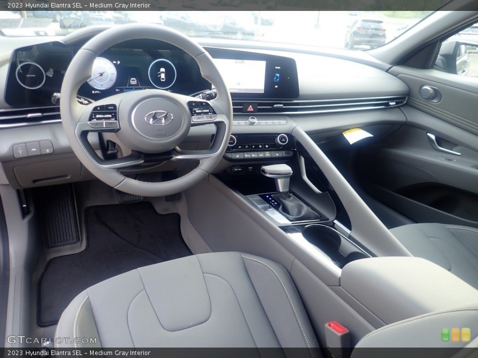 Medium Gray Interior Photo for the 2023 Hyundai Elantra SEL #146469428