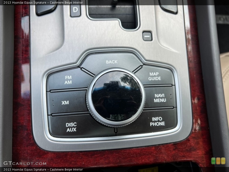 Cashmere Beige Interior Controls for the 2013 Hyundai Equus Signature #146472396