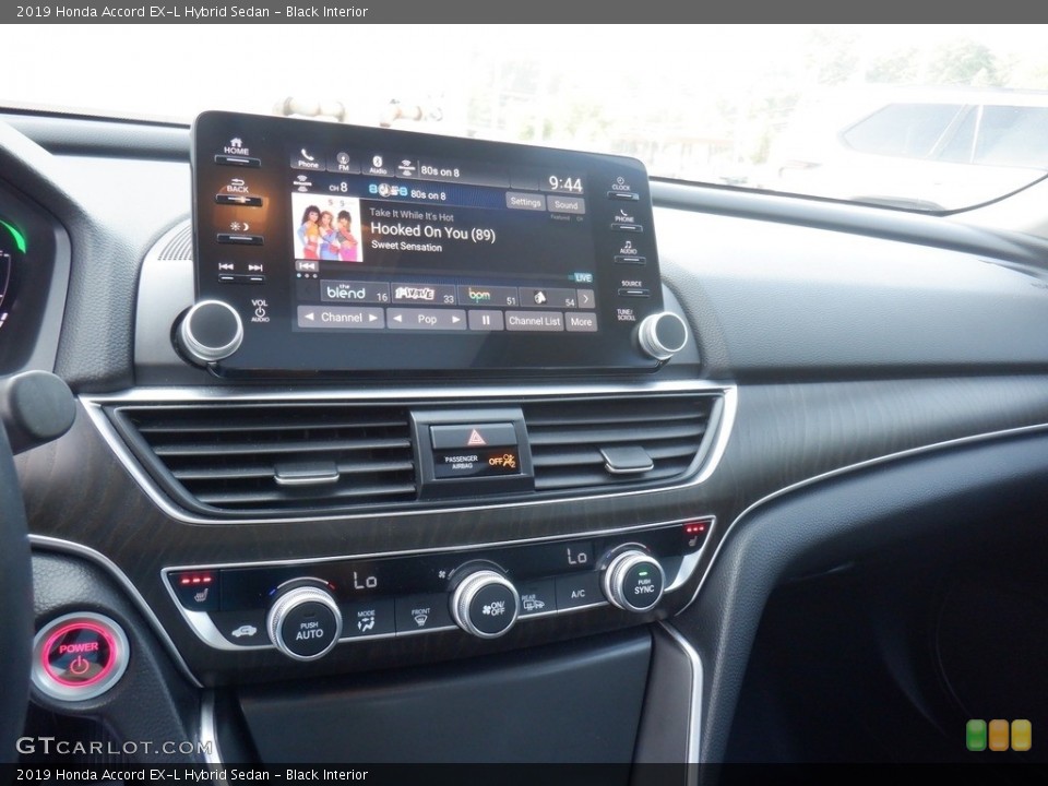 Black Interior Controls for the 2019 Honda Accord EX-L Hybrid Sedan #146473867