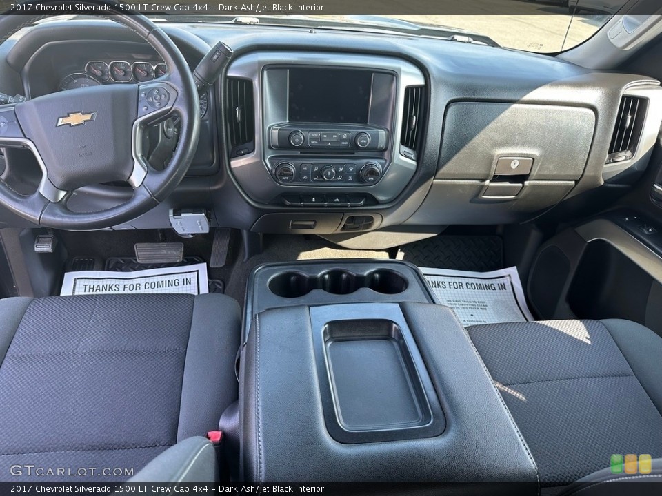Dark Ash/Jet Black Interior Dashboard for the 2017 Chevrolet Silverado 1500 LT Crew Cab 4x4 #146474131