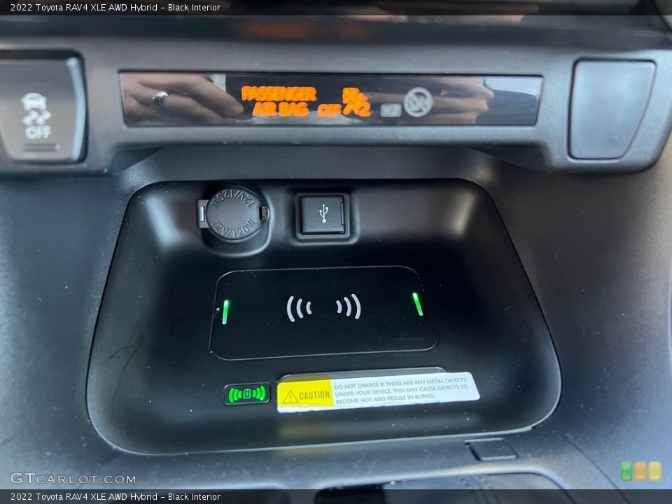 Black Interior Controls for the 2022 Toyota RAV4 XLE AWD Hybrid #146511427