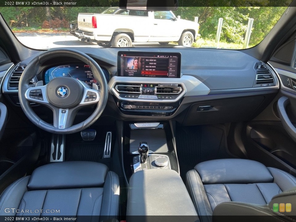 Black Interior Photo for the 2022 BMW X3 xDrive30i #146513341