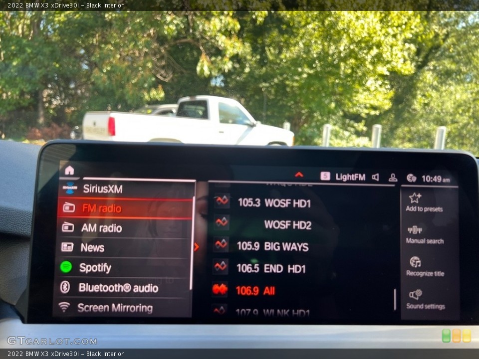 Black Interior Controls for the 2022 BMW X3 xDrive30i #146513569